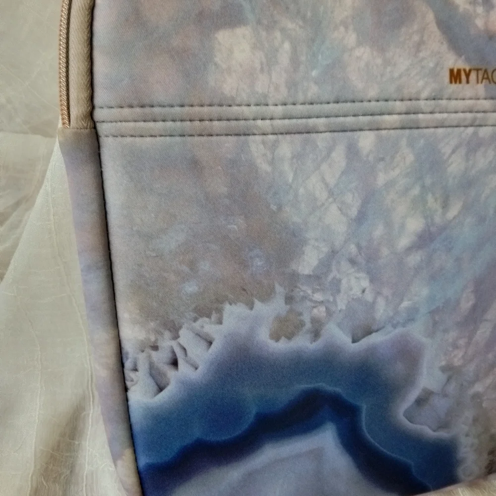 New abstract print computer case
